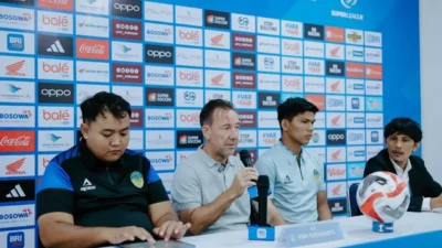 PSIM Jogja Kalah dari PSM Makassar, Pelatih Jean-Paul Langsung Dipecat