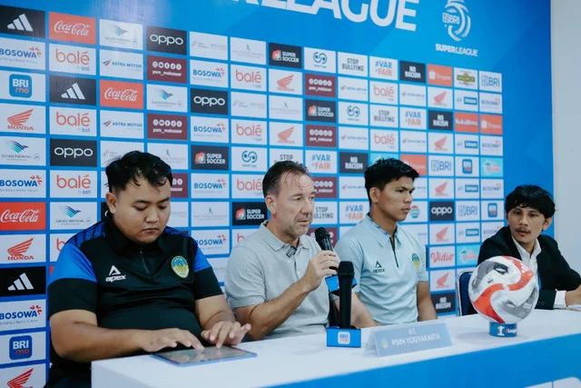 PSIM Jogja Kalah dari PSM Makassar, Pelatih Jean-Paul Langsung Dipecat
