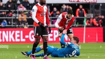PSV vs Feyenoord: Drama 1-1, Suporter Baku Lempur, dan Sorotan Tajam untuk Geertruida