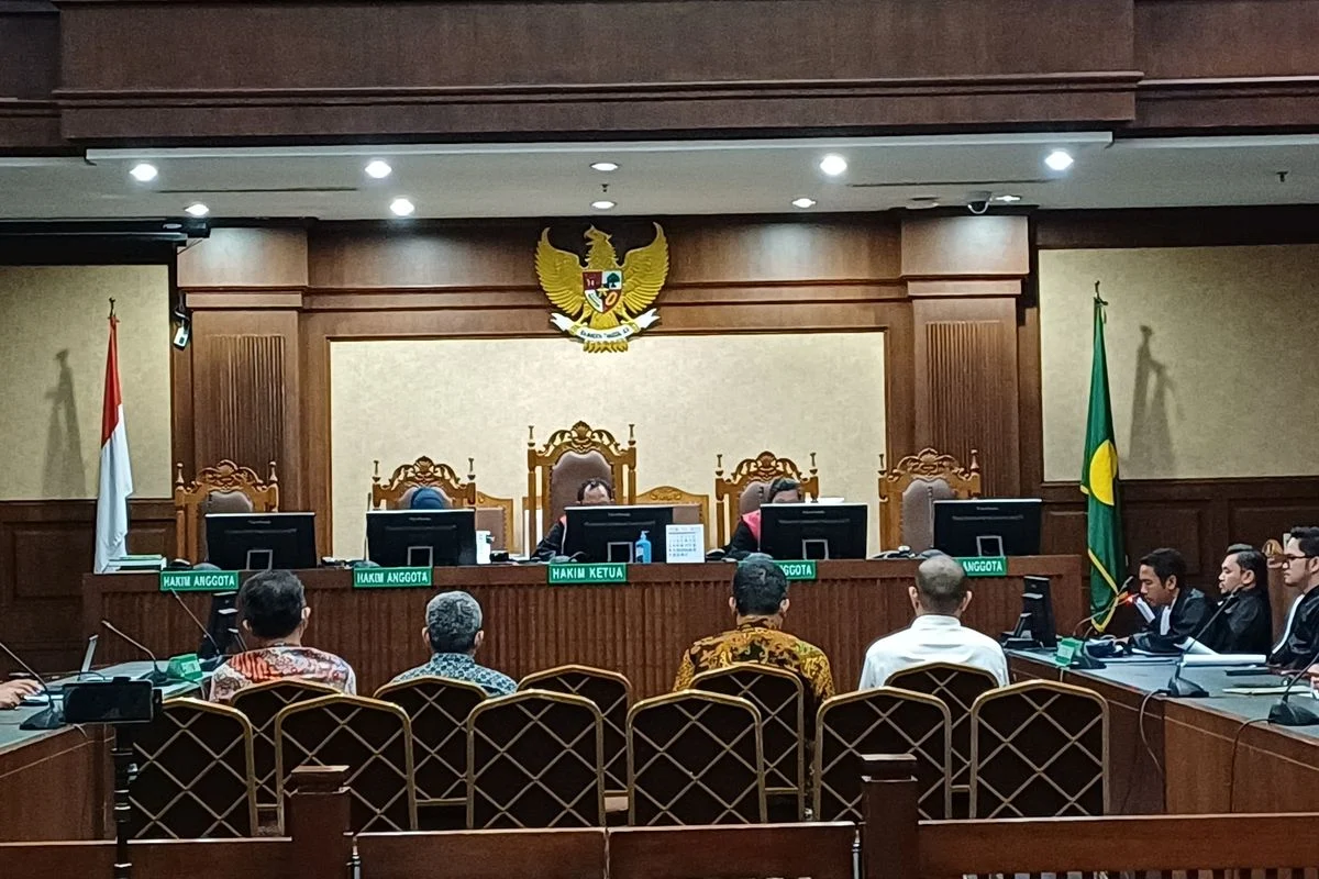Sederet Kisah Direktur di Pusaran Hukum dan Bisnis: Dari Cek Kosong Rp7,8 Miliar hingga Pergantian Dirut Indofarma