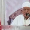 Singa Podium KH Syukron Makmun Wafat, Ribuan Jemaah Antar Ulama Kharismatik Jakarta