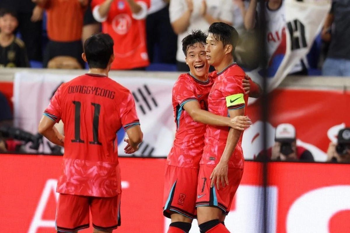 Son Heung-min Cetak Rekor Bersejarah, Korea Selatan Hajar Uzbekistan 2-0