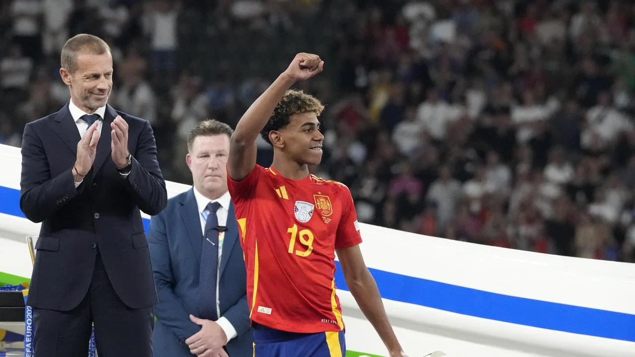 Spanyol vs Ceko: Yamal Bersinar, La Roja Pertahankan Rekor Sempurna di Nations League