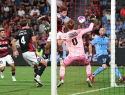 Sydney FC vs Western Sydney: Derby Pembuka Musim Berakhir Tanpa Gol, Kisnorbo dan Talay Sepakat ‘Tidak Indah’