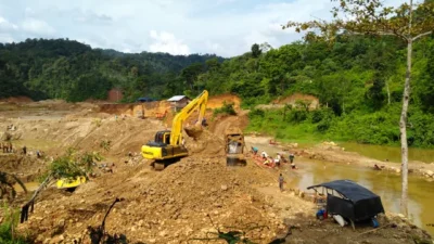 Tambang Emas Liar Menggila di Sumbar: Rp185 Triliun Mengalir, Hutan TNKS Rusak Parah