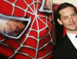 Tobey Maguire Jadi Pemimpin Pernikahan Mantan Istri di Hawaii, Bukti Cinta Tanpa Syarat?