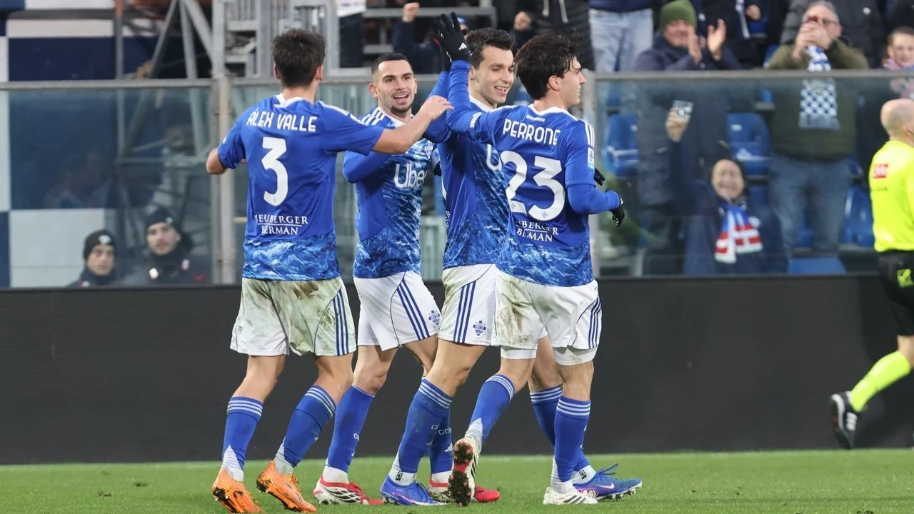 Torino Vs Como: Comeback Gila-gilaan di Menit Akhir, I Lariani Gas ke Empat Besar!
