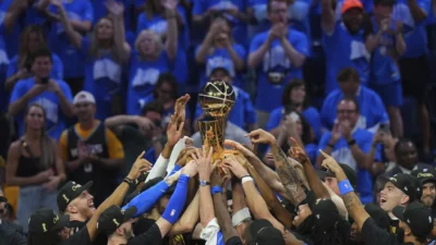 Trae Young Raih Penghargaan Komunitas NBA, Thunder Amankan Cason Wallace