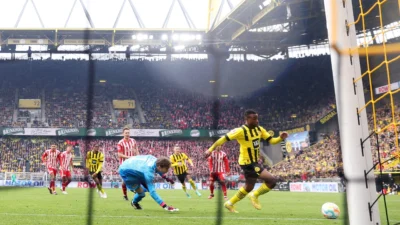 Union Berlin vs Dortmund Berakhir Tanpa Gol, BVB Kehilangan Karetsas dan Kejutan di Bangku Cadangan